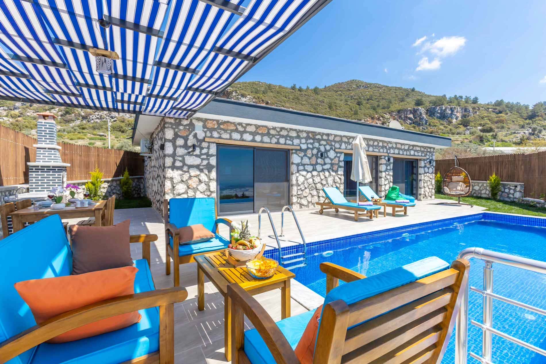 Villa Gün Batımı Aklar