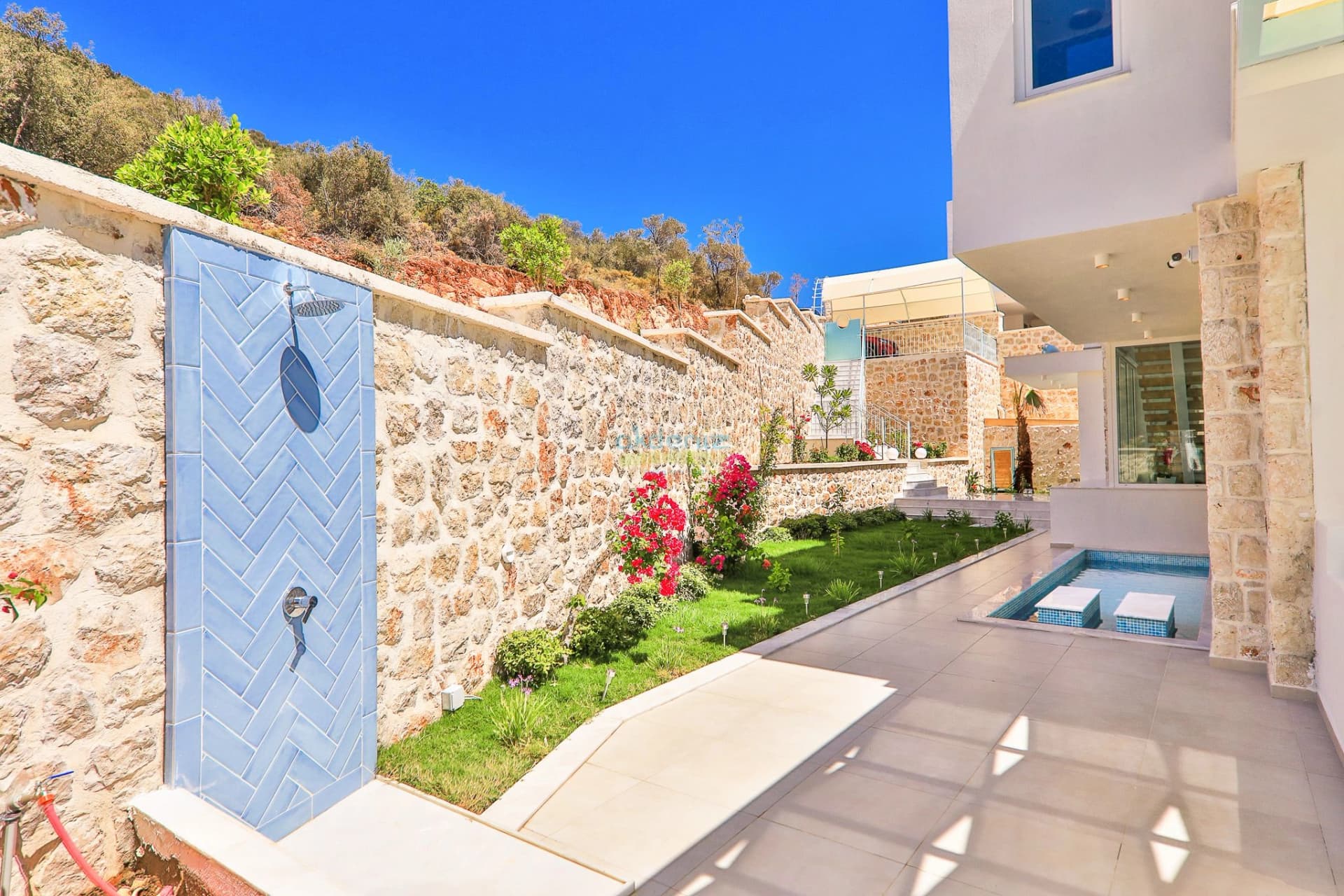 Villa Büşra Korunaklı Havuz 64