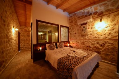 Villa Selen Korunaklı Havuz 16