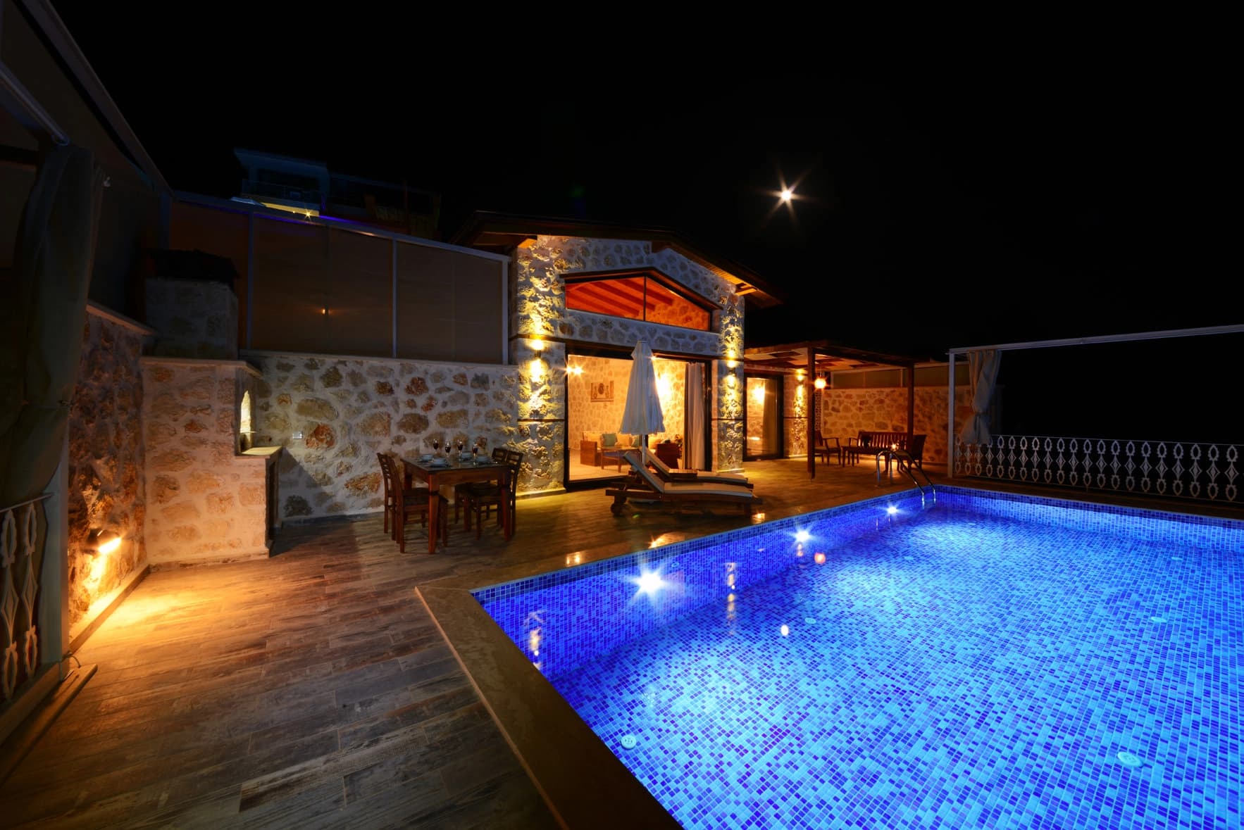 Villa Selen Korunaklı Havuz 84