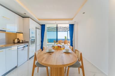 Villa Yeşim Korunaklı Havuz 98