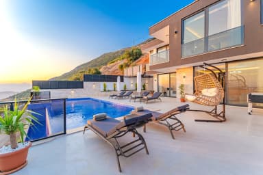 Villa Yeşim Korunaklı Havuz 56