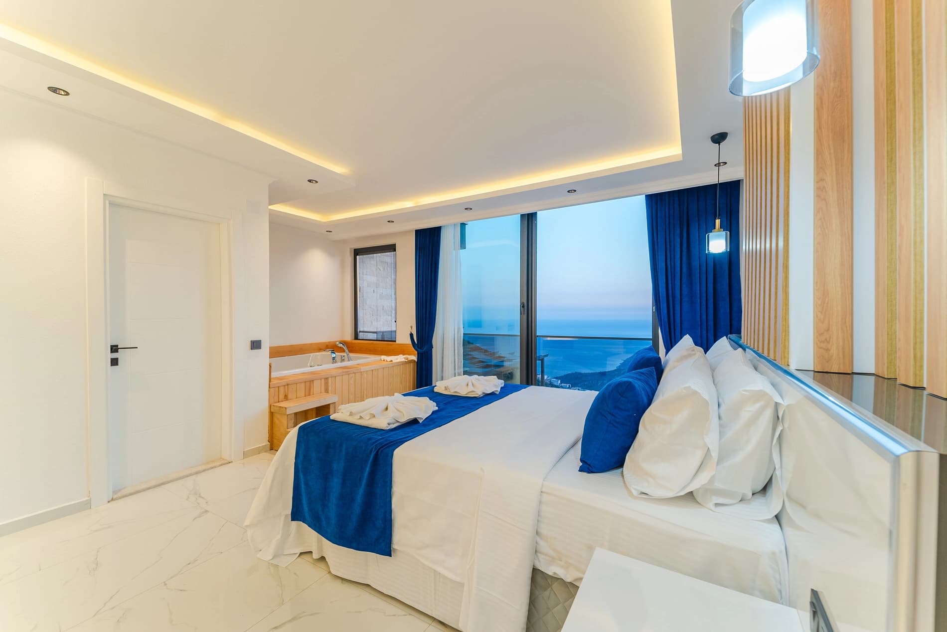 Villa Yeşim Korunaklı Havuz 30