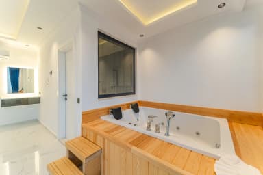 Villa Yeşim Korunaklı Havuz 44