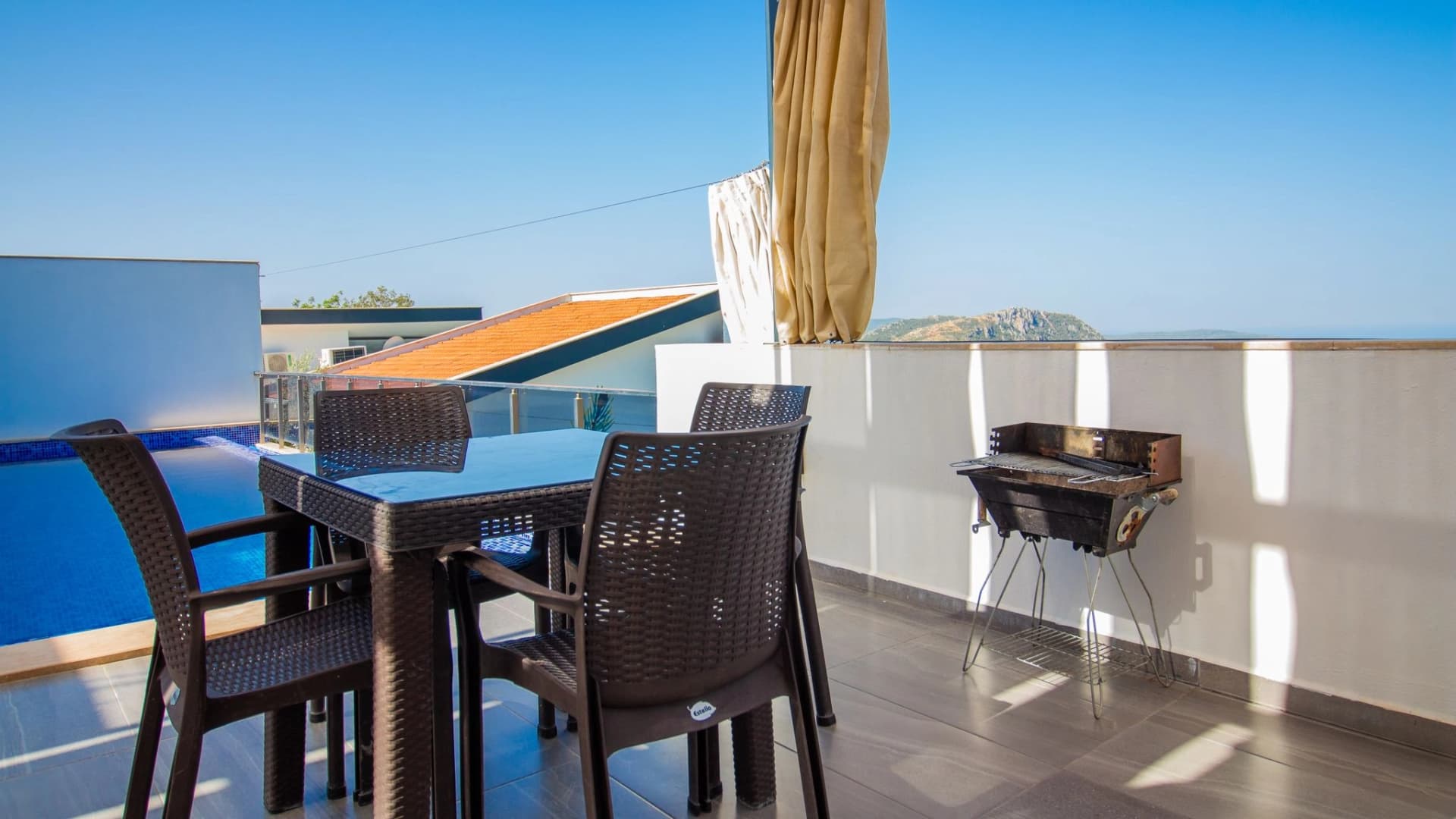 Villa Uğur Üzümlü Korunaklı Havuz 76