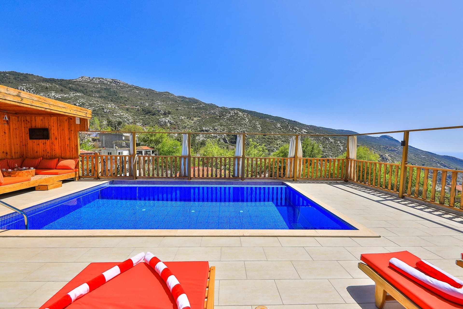 Villa Polat Korunaklı Havuz 42