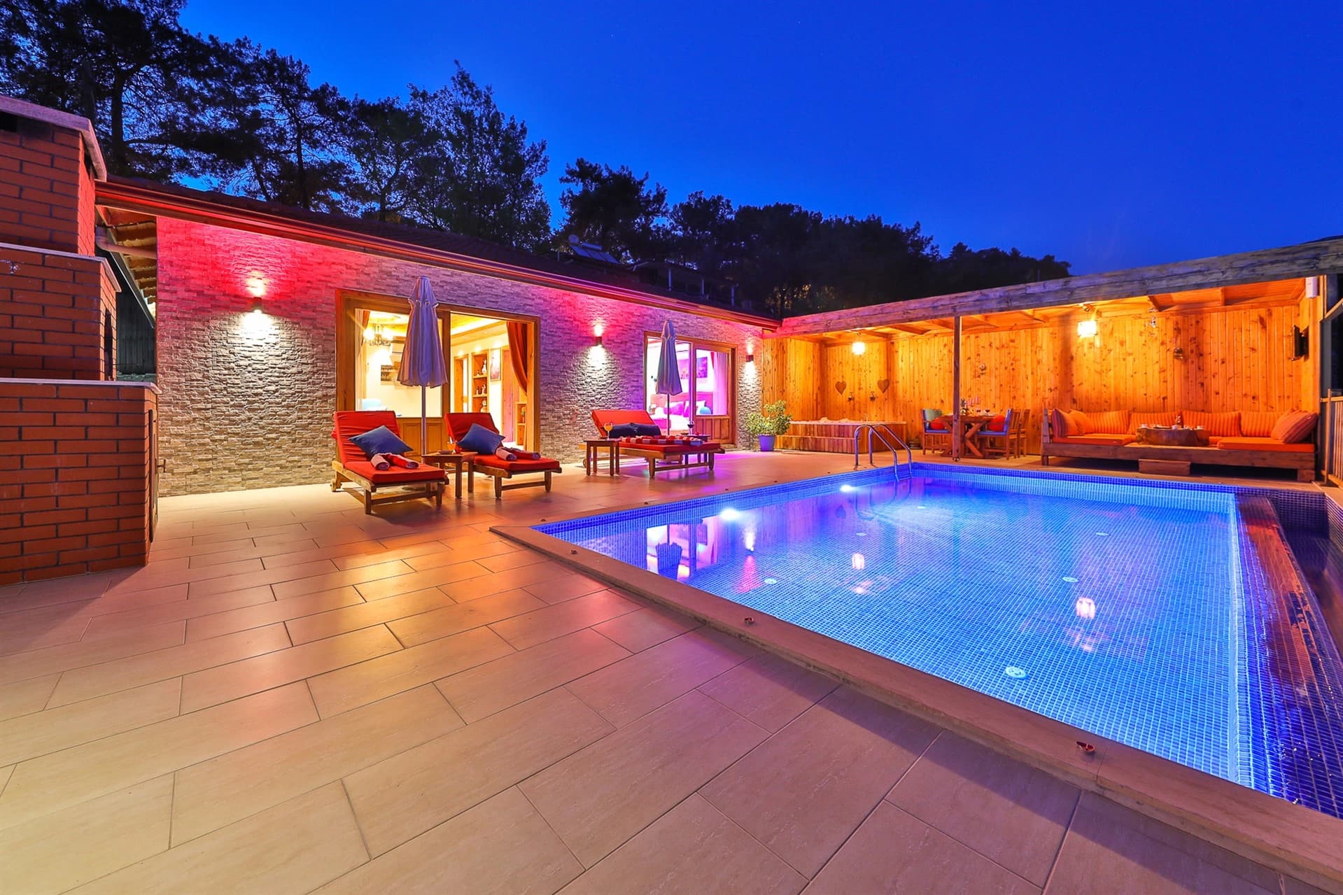 Villa Polat Korunaklı Havuz 70