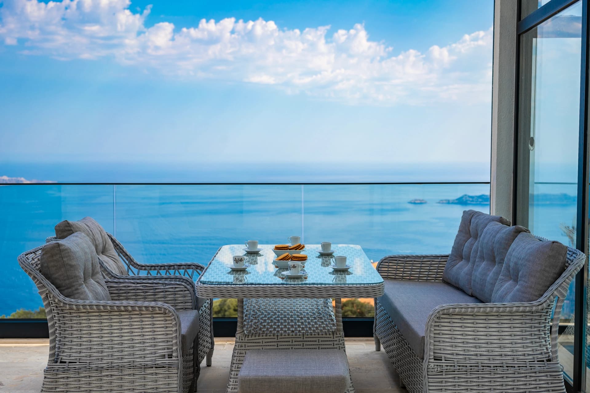 Villa Avenir Korunaklı Havuz 23