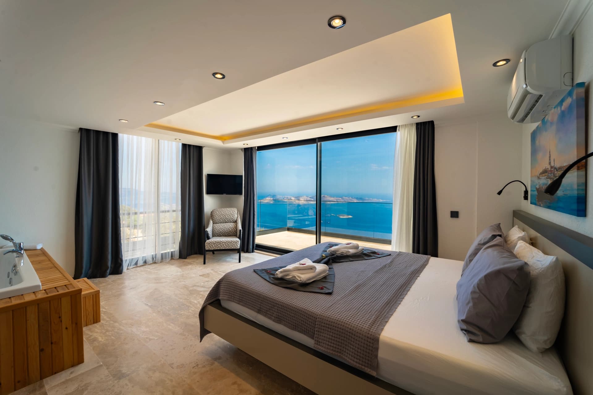 Villa Avenir Korunaklı Havuz 13