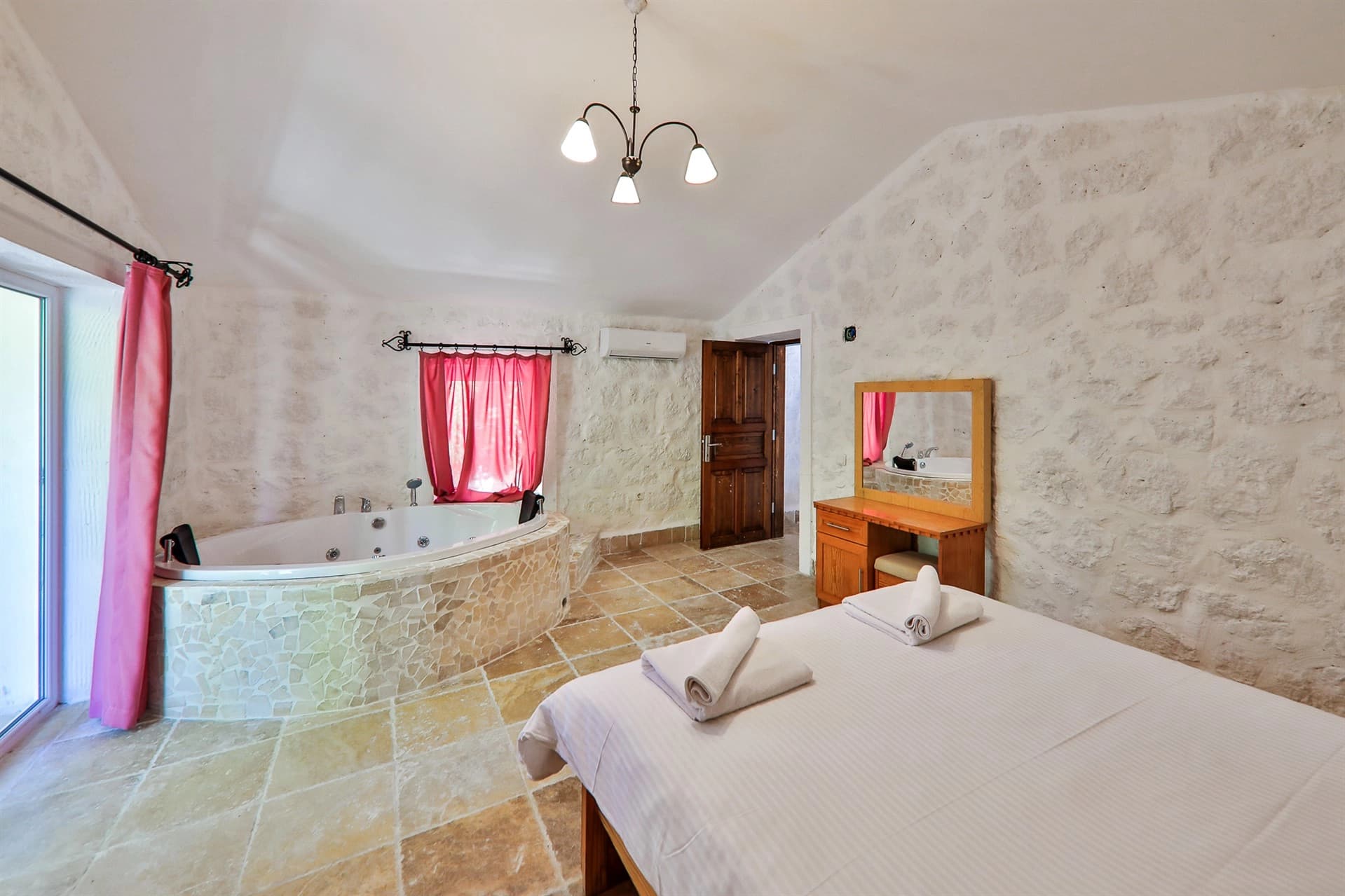 Villa Kaputaş 3 Sarıbelen 13