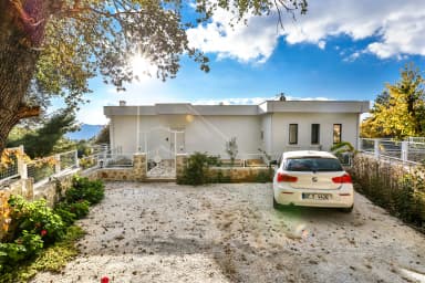 Villa Eylül Korunaklı Havuz 98
