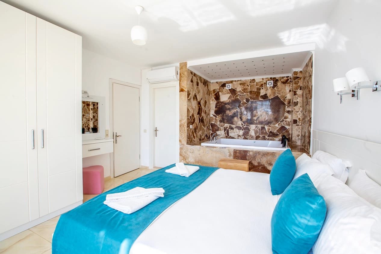 Villa Royal 2 Özel Havuzlu 32