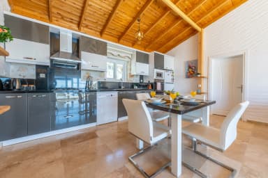 Villa Sude Korunaklı Havuz 79