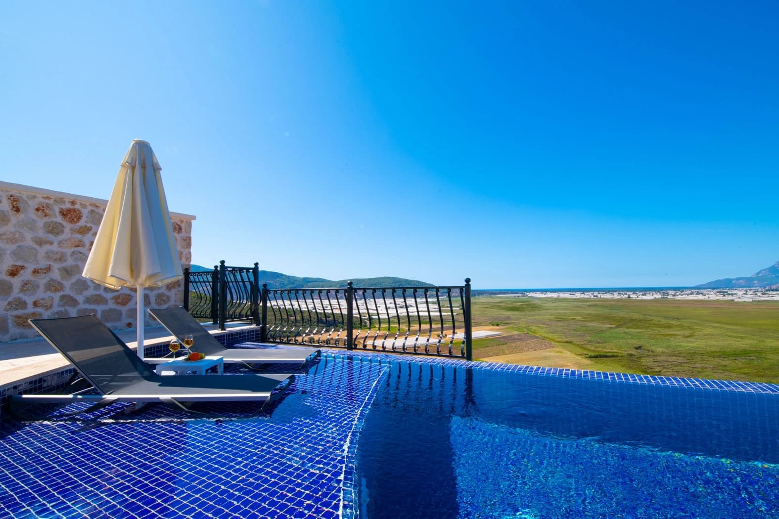 Villa Mulberry Silver Yeşilköy 25