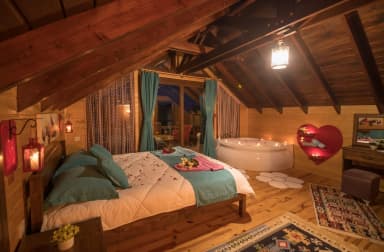 Villa Çam Korunaklı Havuz 62