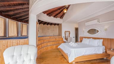 Villa Beyaz Isıtmalı Havuz 86