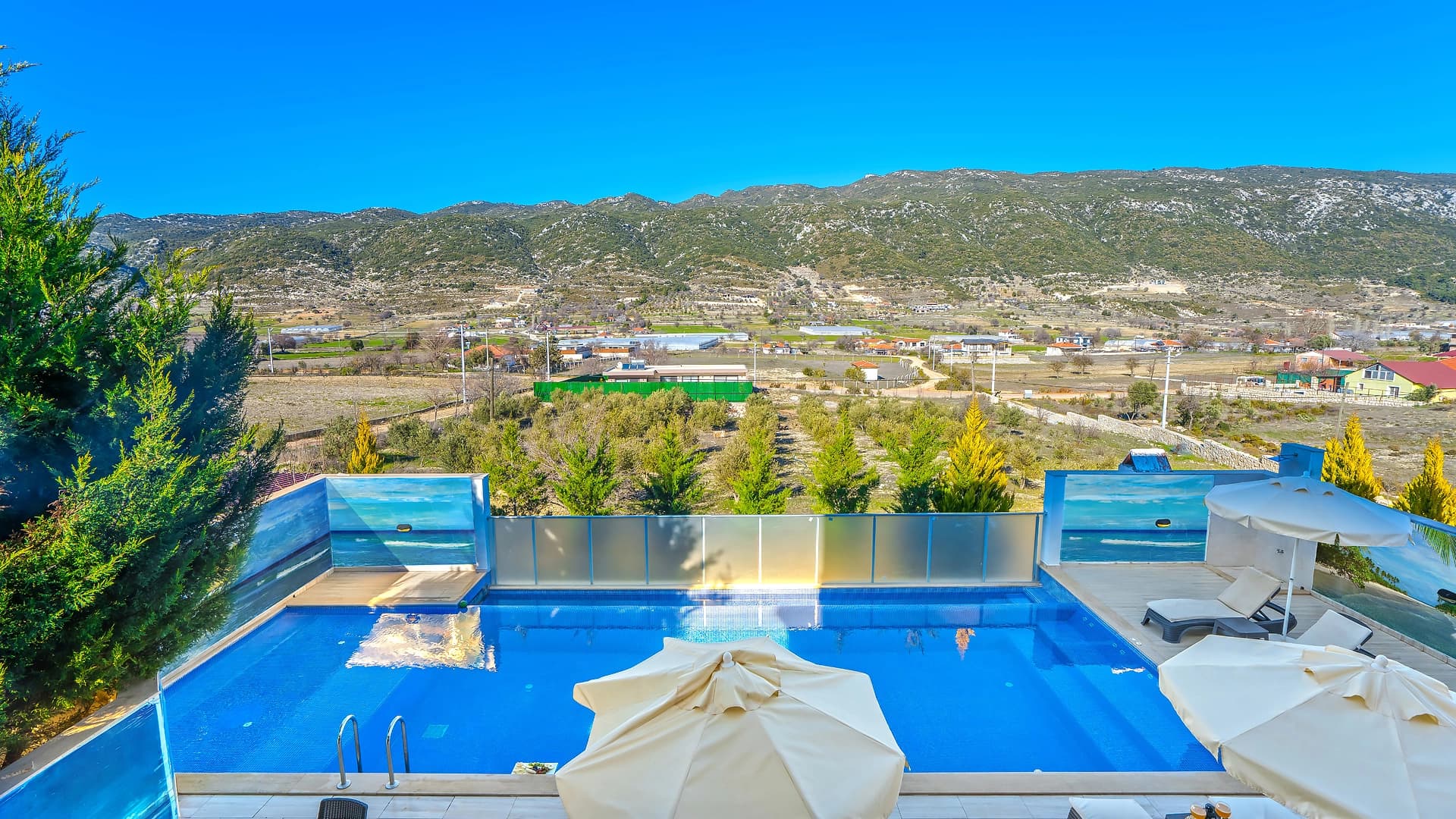 Villa Özdemir Çocuk Havuzu 12