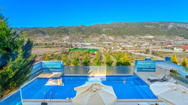 Villa Özdemir Çocuk Havuzu 12