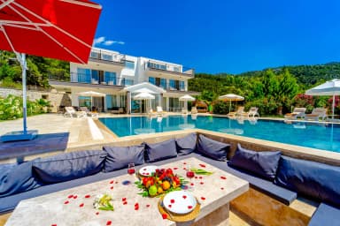 Villa Serenity Çocuk Havuzu 11