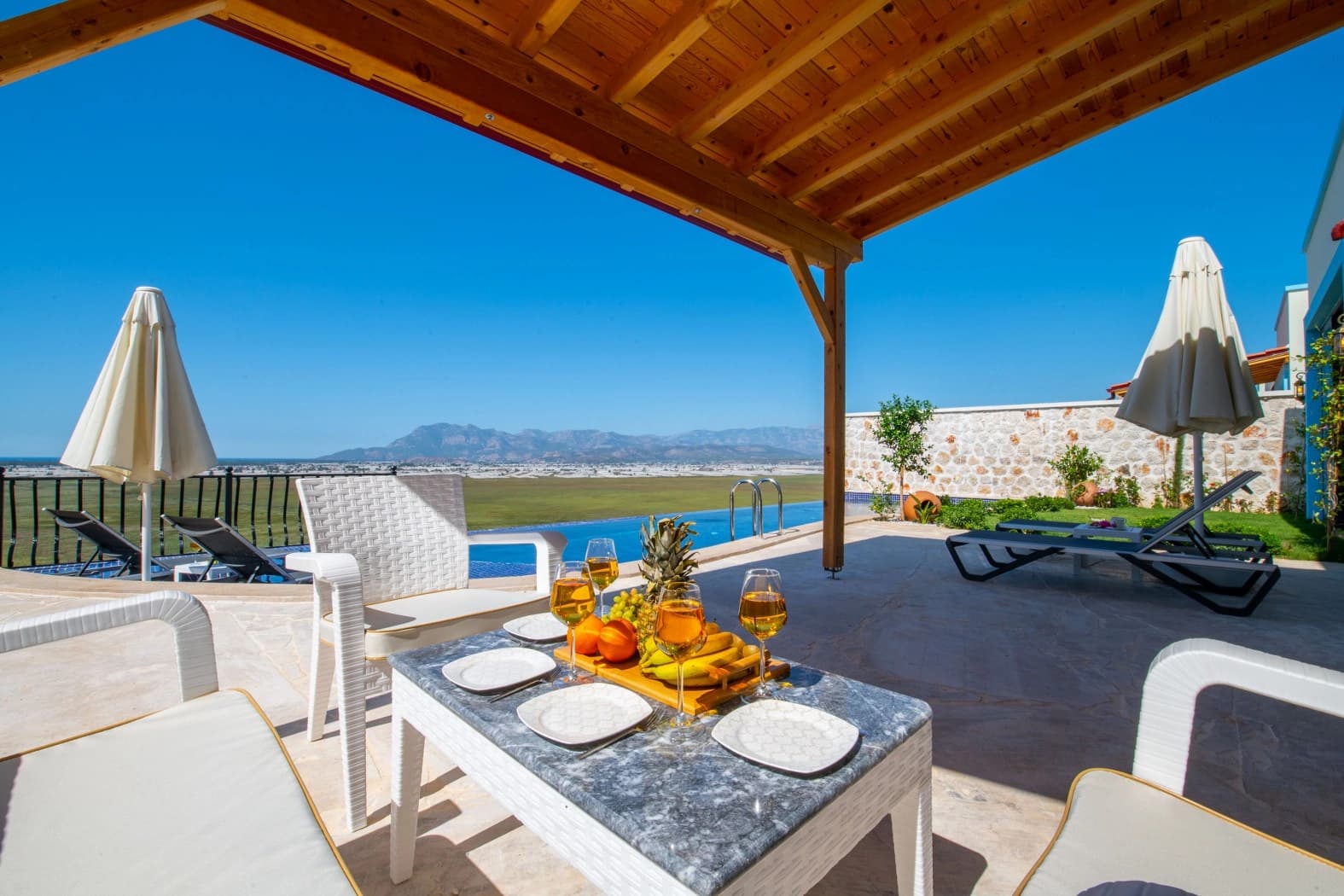 Villa Mulberry Ruby Korunaklı Havuz 50