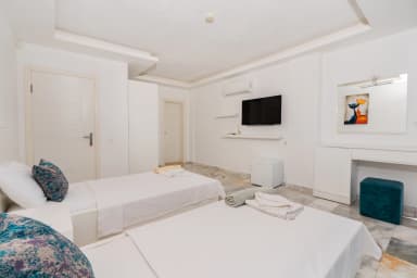 Villa İnfinity Isıtmalı Havuz 13