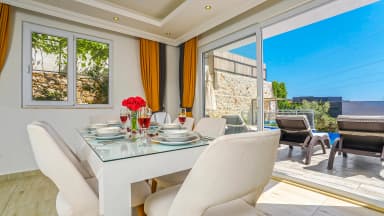 Villa Esinti Korunaklı Havuz 93