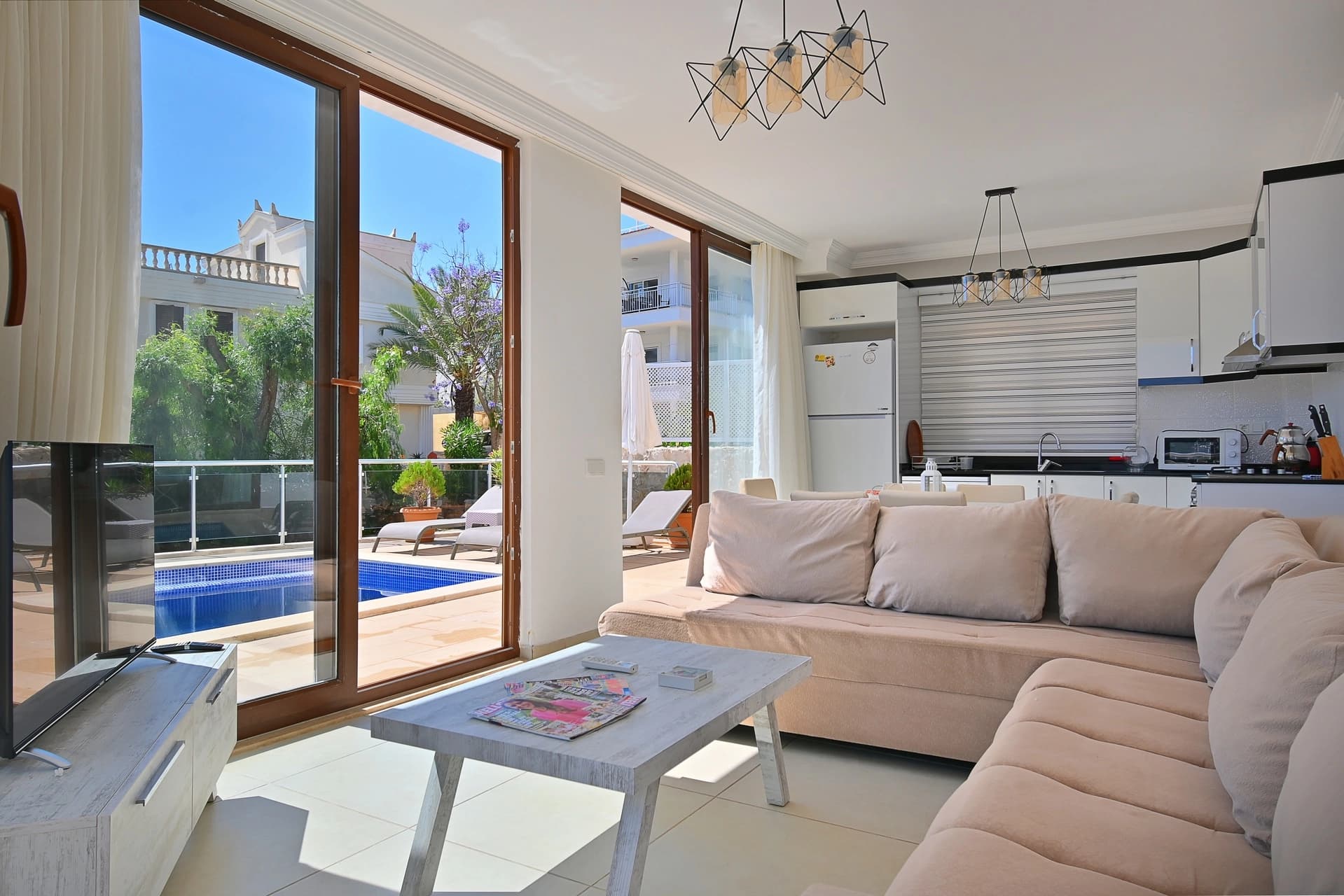 İskele Apart 1 Kalkan 12