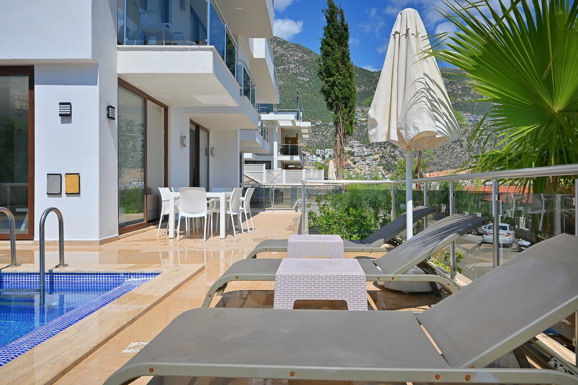 İskele Apart 1 Kalkan 38