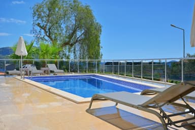 İskele Apart 1 Kalkan 52