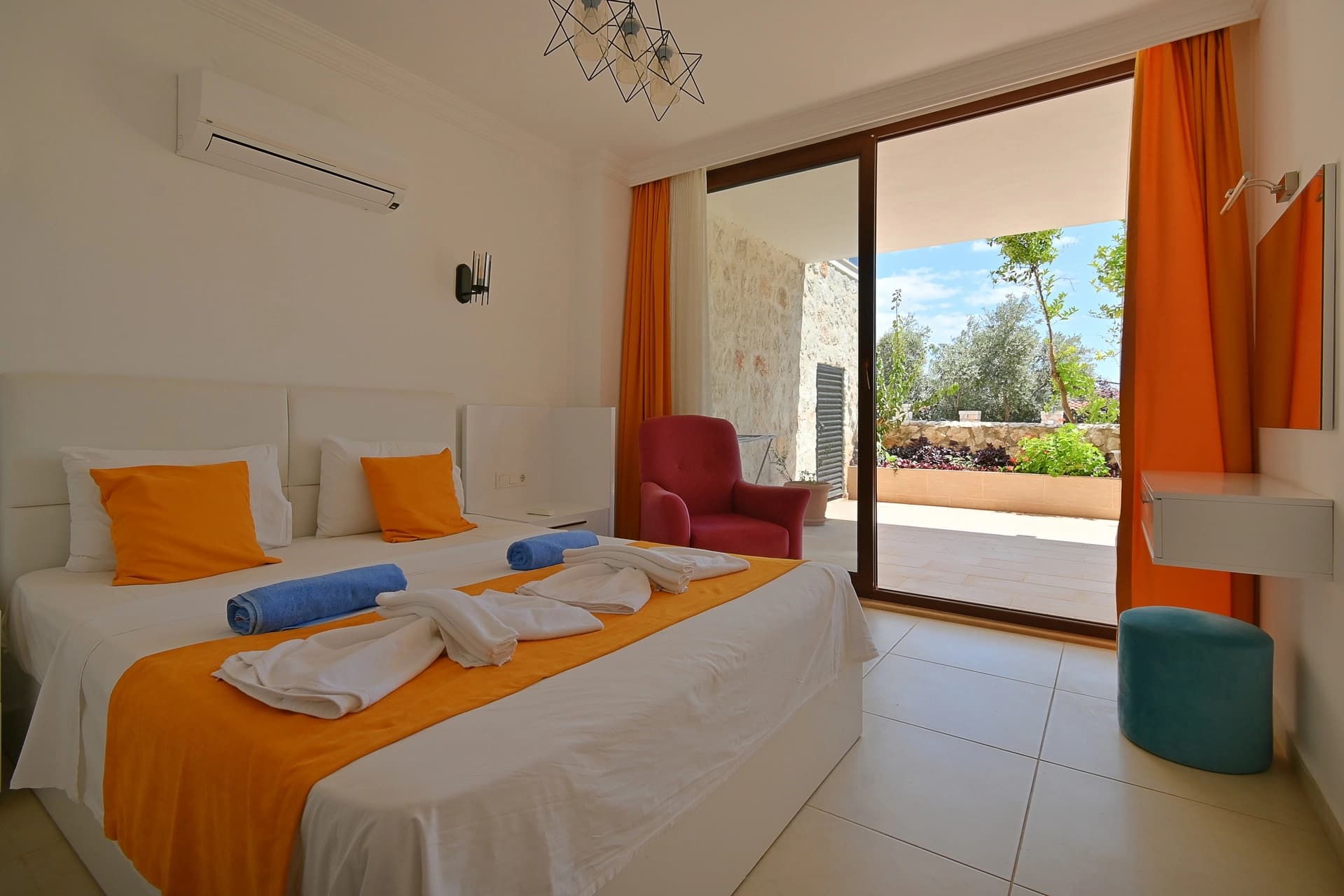 İskele Apart 2 Özel Havuzlu 95