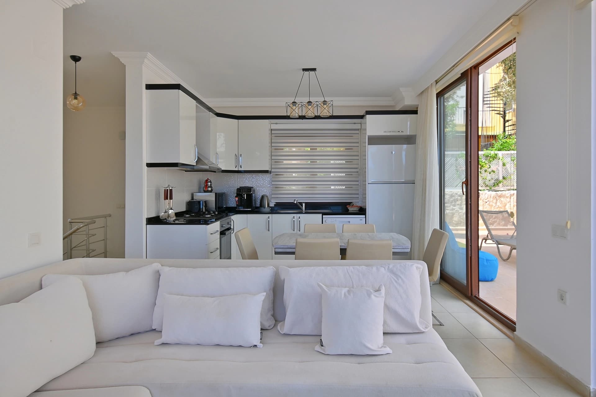 İskele Apart 2 Özel Havuzlu 67