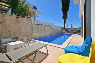 İskele Apart 2 Kalkan 52