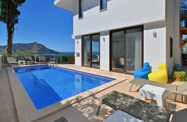 İskele Apart 2 Kalkan 24