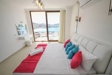 İskele Apart 3 Özel Havuzlu 67