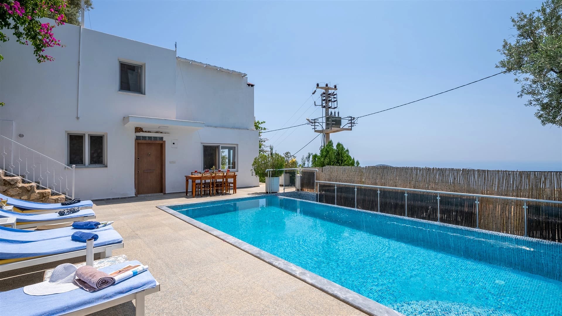 Villa Barış Korunaklı Havuz 42