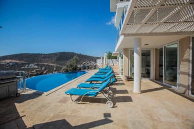 Villa Neptüne Özel Havuzlu 44