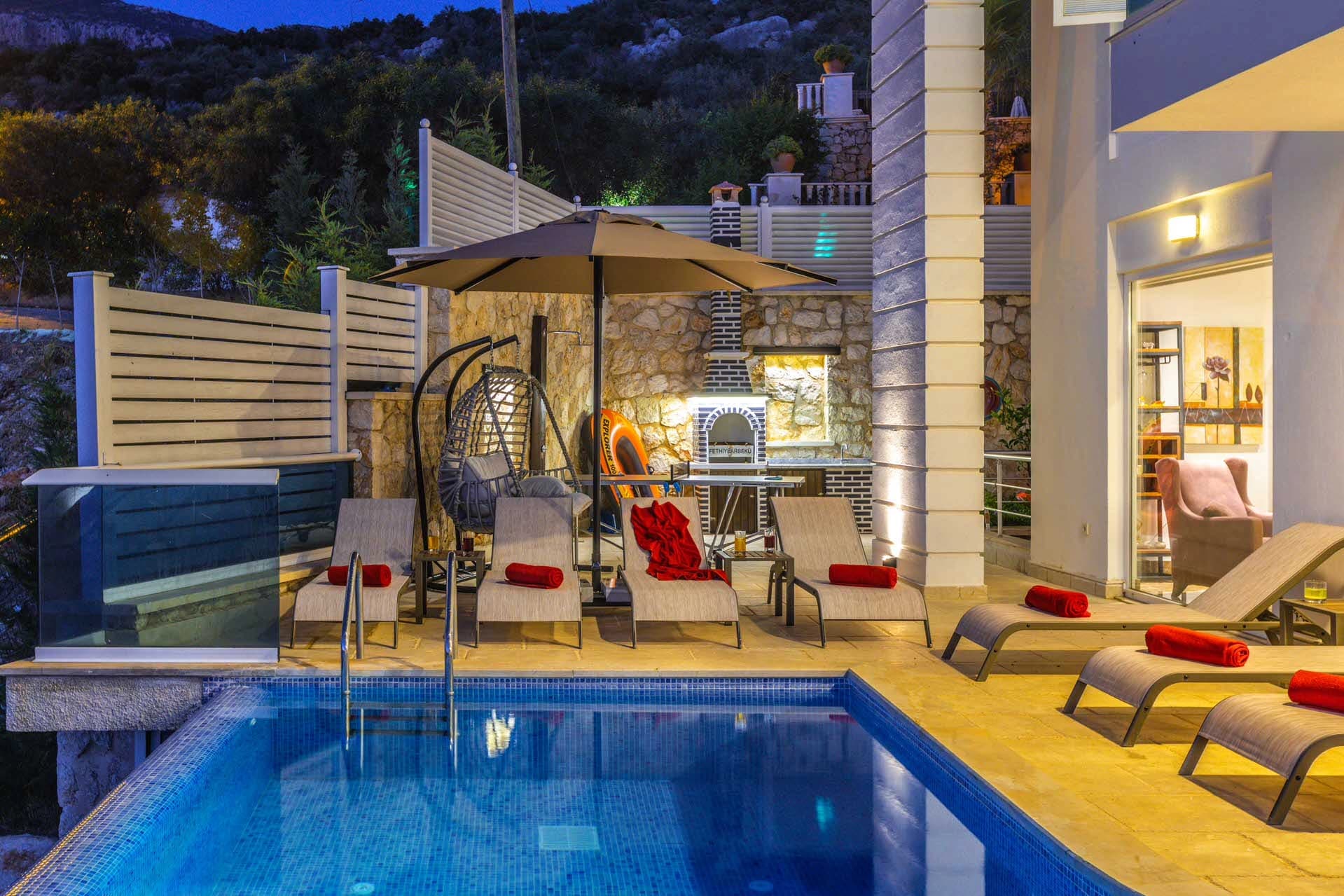 Villa Everes Isıtmalı Havuz 93