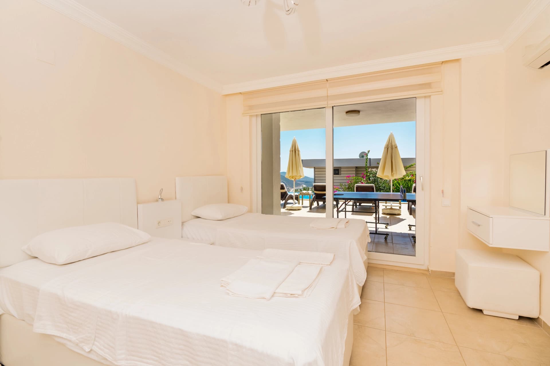 Villa Optimum Çocuk Havuzu 18