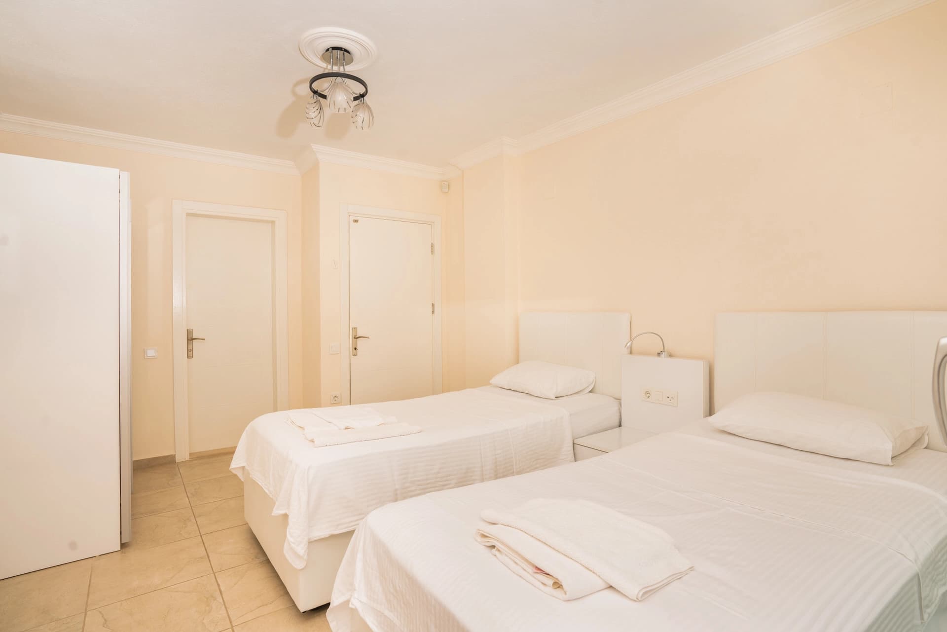 Villa Optimum Çocuk Havuzu 32