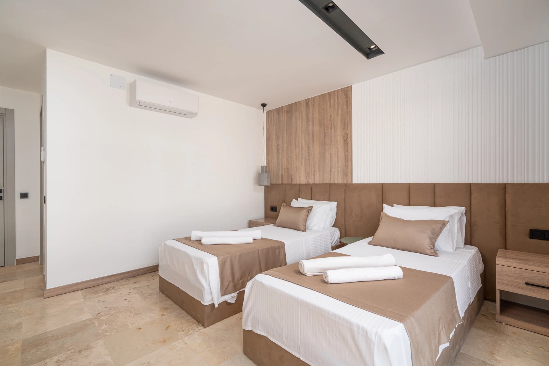 Villa Buse Duo Isıtmalı Havuz 47