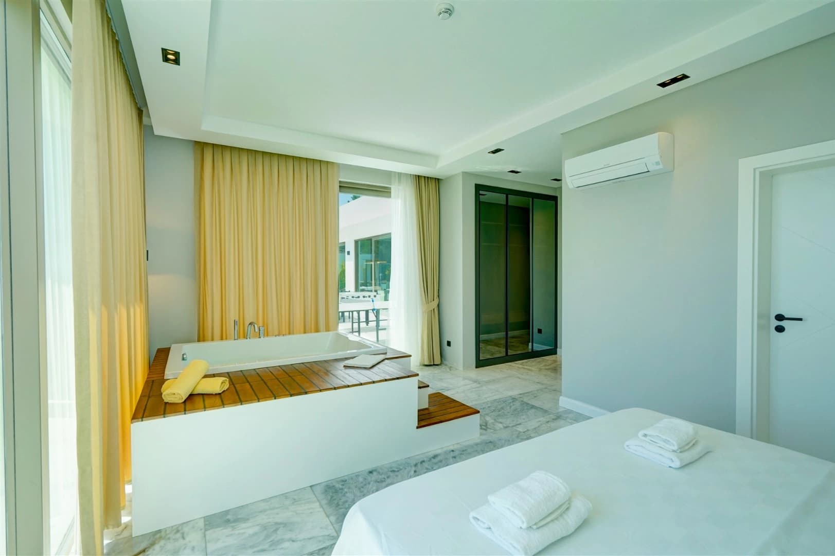 Villa Pluto 1 Korunaklı Havuz 18