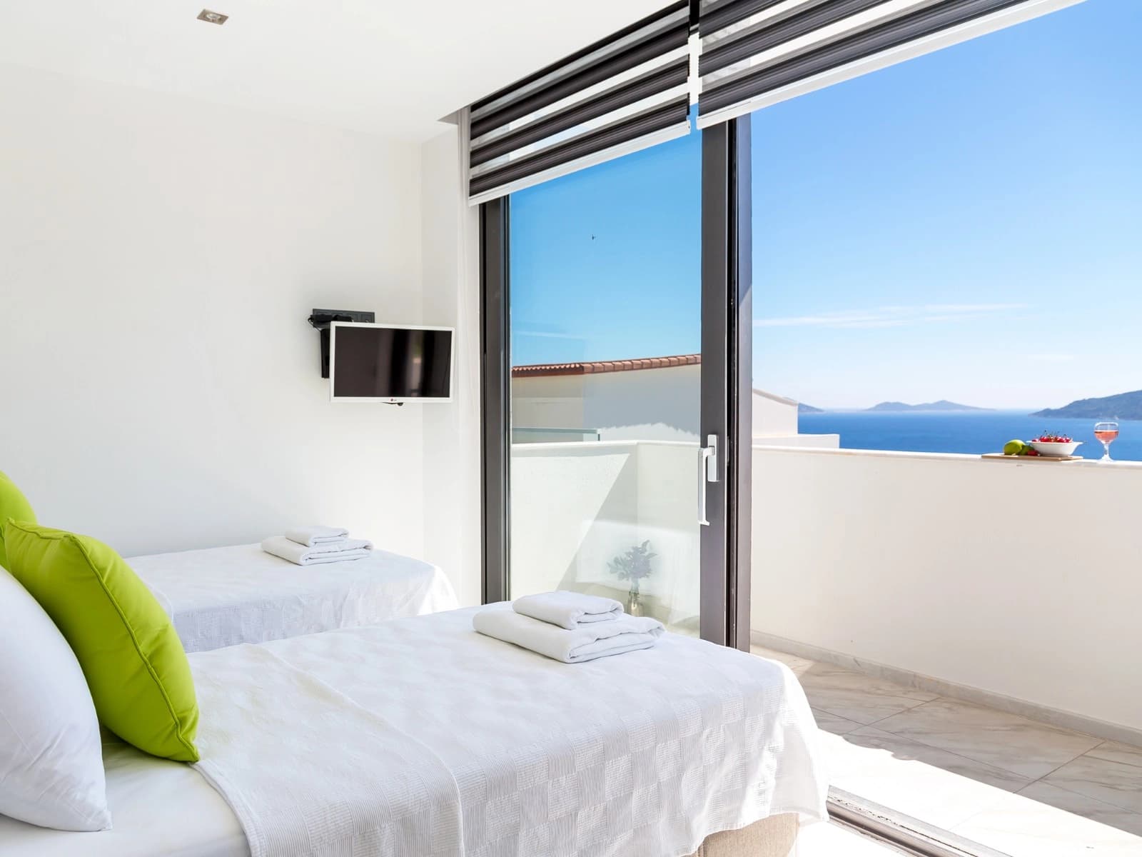 Villa Seaspace Çocuk Havuzu 33