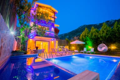 Villa Dere Korunaklı Havuz 41