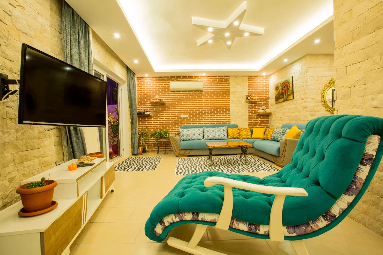 Villa Dere Korunaklı Havuz 49