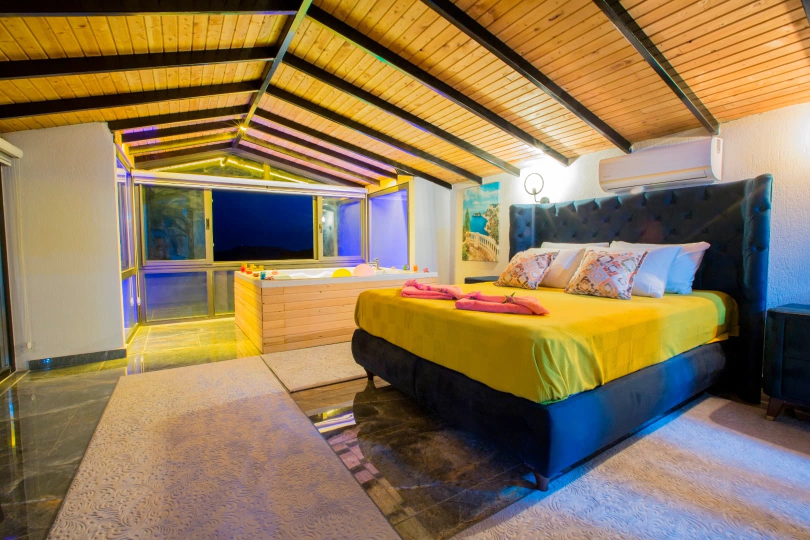 Villa Dere Korunaklı Havuz 15