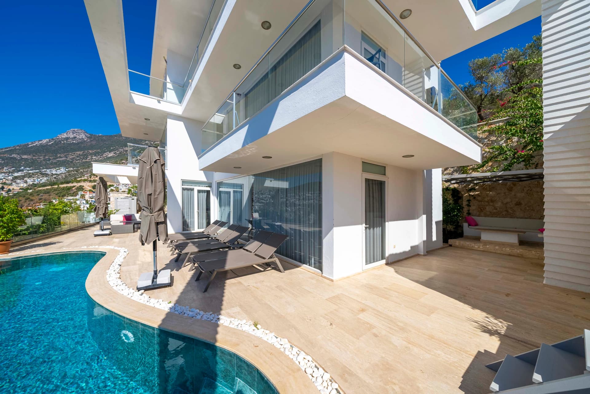 Villa Lumineux Özel Havuzlu 73