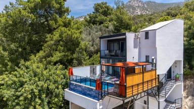 Villa Astanos 1 Korunaklı Havuz 54