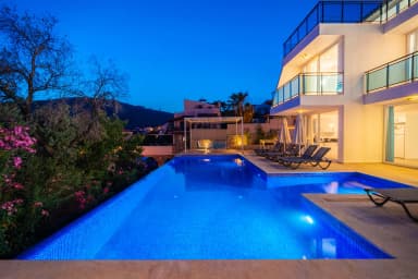 Villa Visos Özel Havuzlu 98