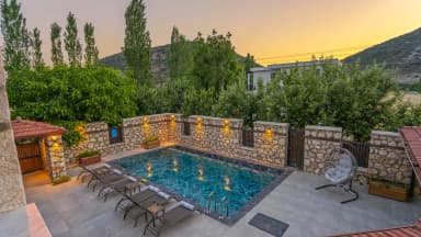 Villa Şah Bezirgan 33