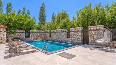 Villa Şah Korunaklı Havuz 82